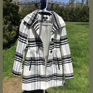 iZ byer white & black plaid peacoat 💖